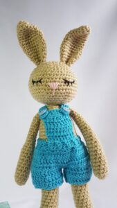 Conejita Jardinera Amigurumi